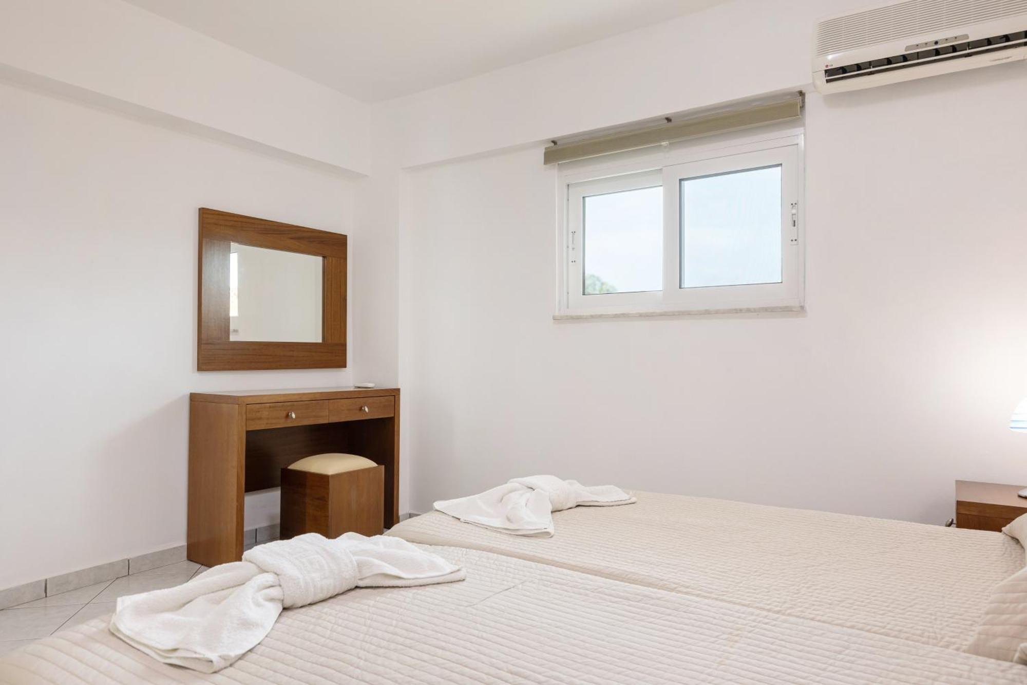 Apartamento Playa Del Zante Amoudi Habitación foto